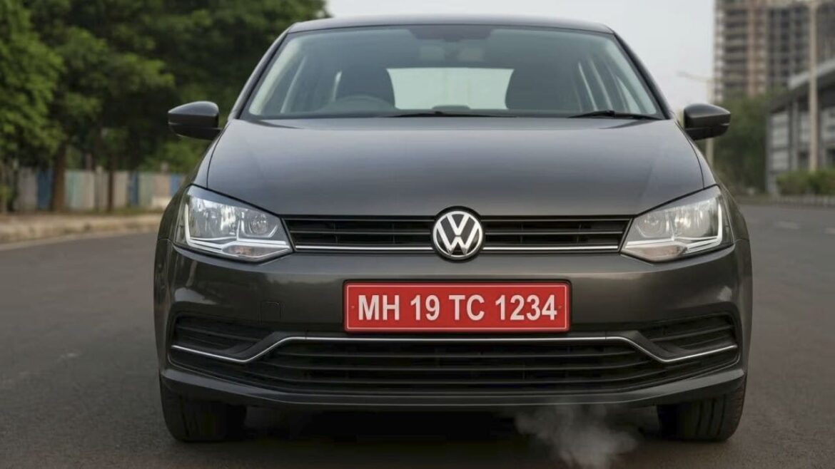 Why Do Some Cars Have Red Number Plates In India? Who Can Use Them & The Legal Reason Behind This